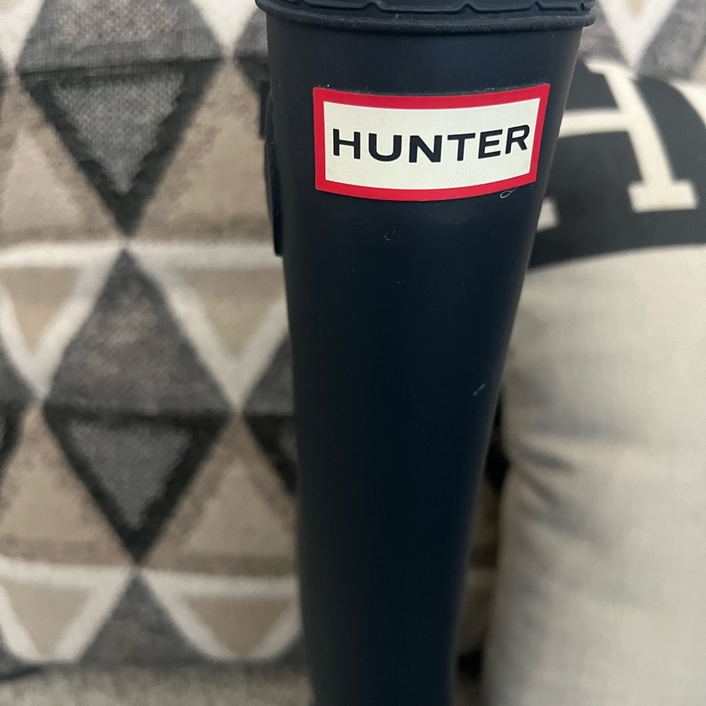 Hunter like new tall boots!  Only worn twice. They are in like new condition!